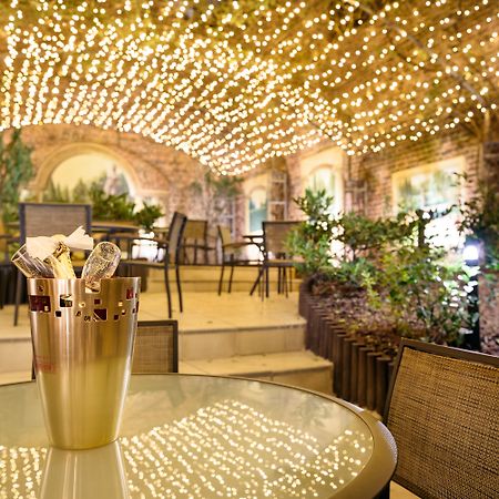 เลอชาเทอแลง บูติคโฮเต็ล Hotel บรัสเซลส์ ภายนอก รูปภาพ The restaurant
