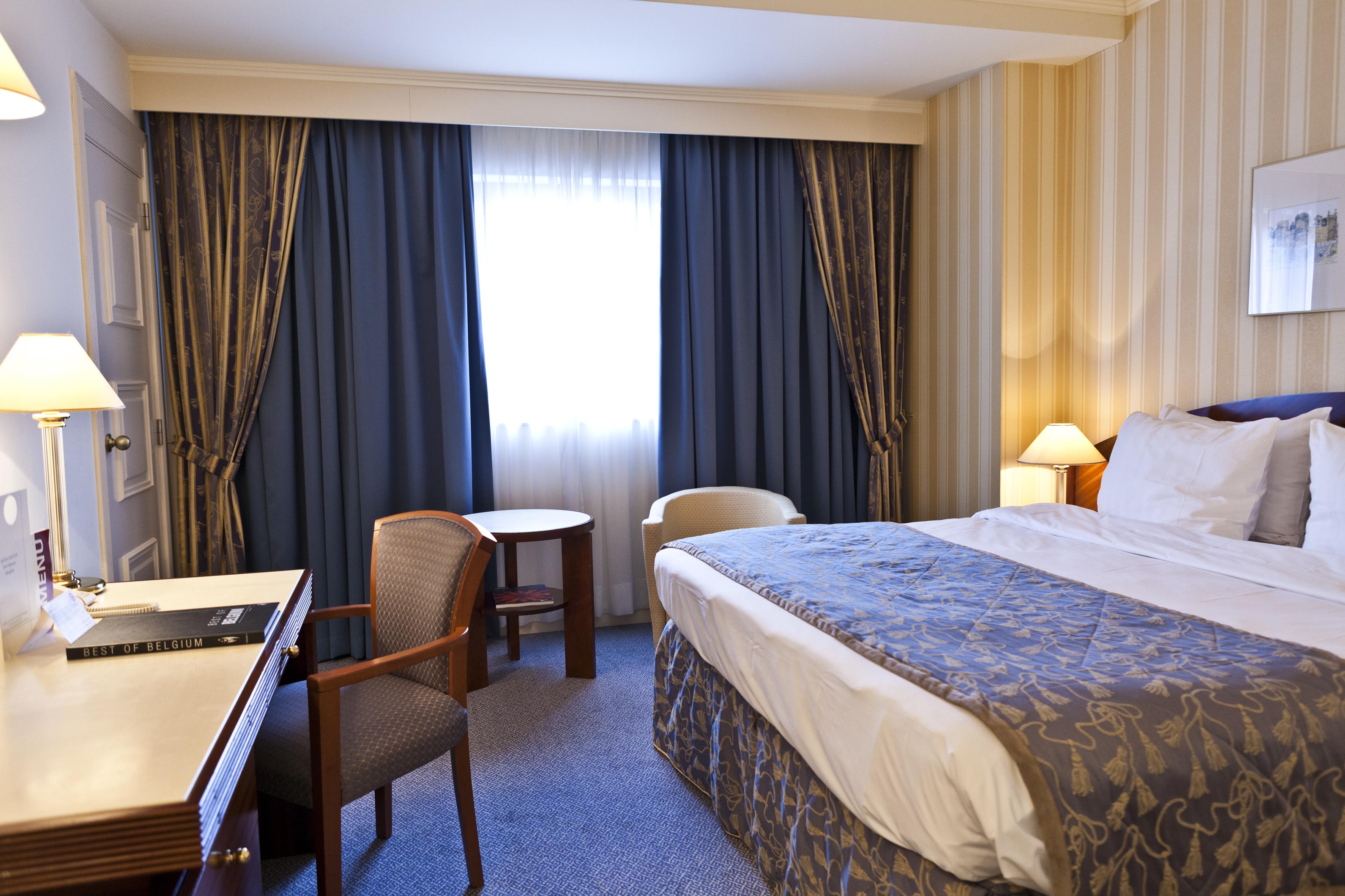 เลอชาเทอแลง บูติคโฮเต็ล Hotel บรัสเซลส์ ภายนอก รูปภาพ A room at the hotel