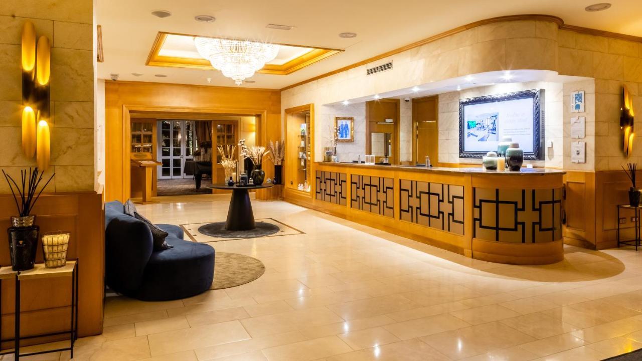 เลอชาเทอแลง บูติคโฮเต็ล Hotel บรัสเซลส์ ภายนอก รูปภาพ The lobby of the hotel