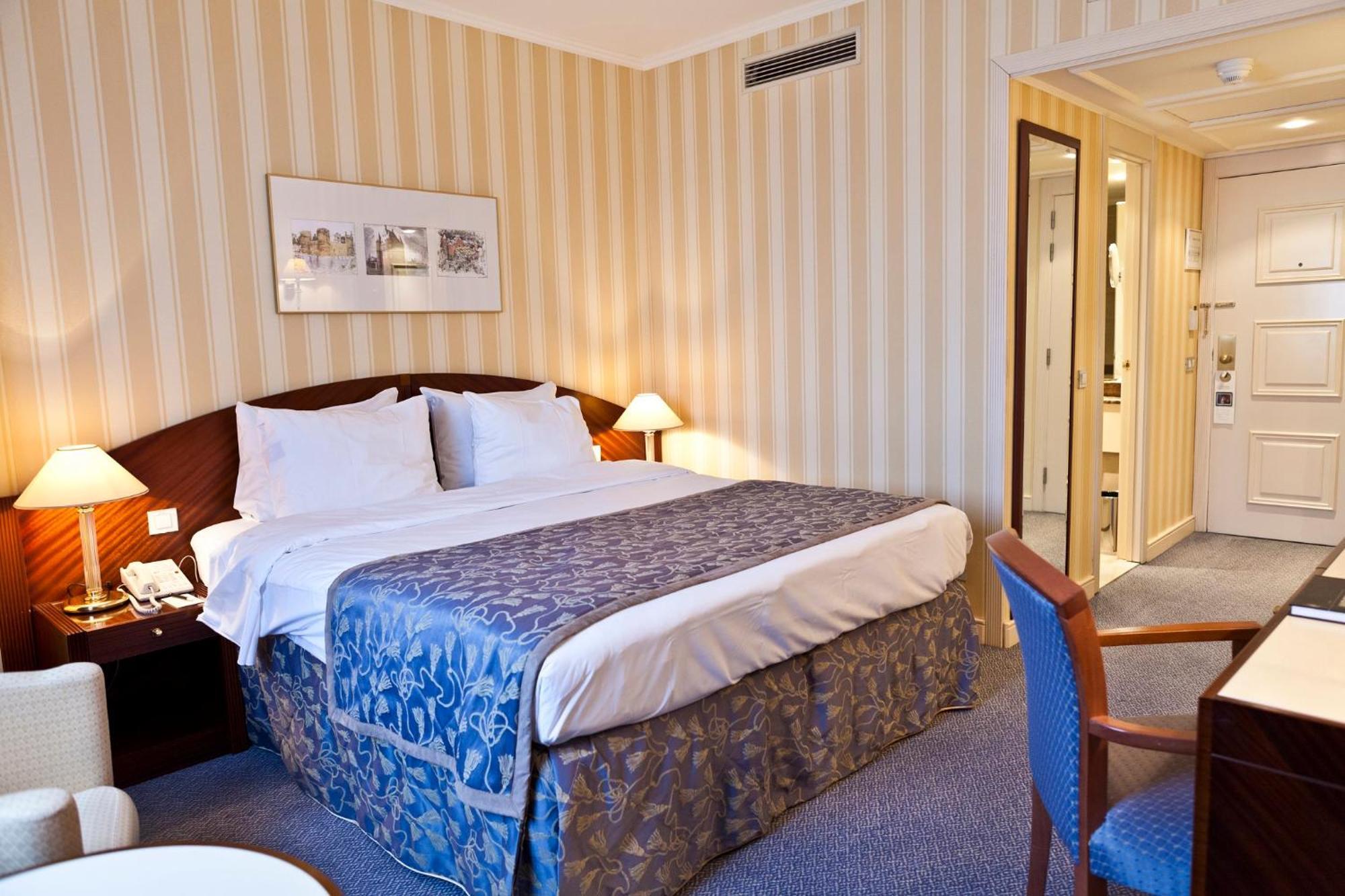 เลอชาเทอแลง บูติคโฮเต็ล Hotel บรัสเซลส์ ภายนอก รูปภาพ
