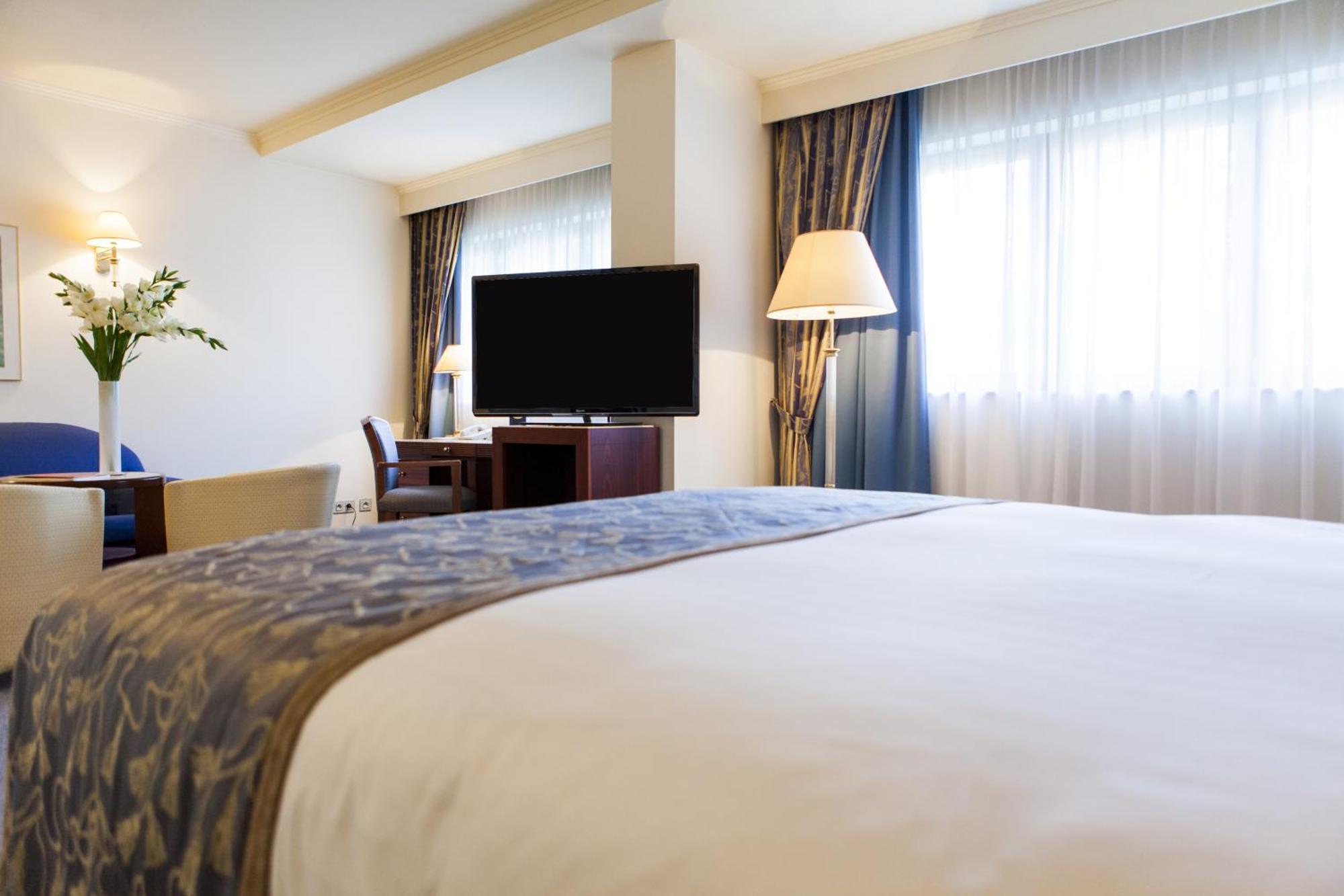 เลอชาเทอแลง บูติคโฮเต็ล Hotel บรัสเซลส์ ภายนอก รูปภาพ